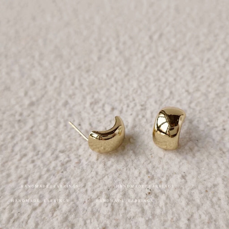 Khuyên tai Bean màu vàng cá tính KT455