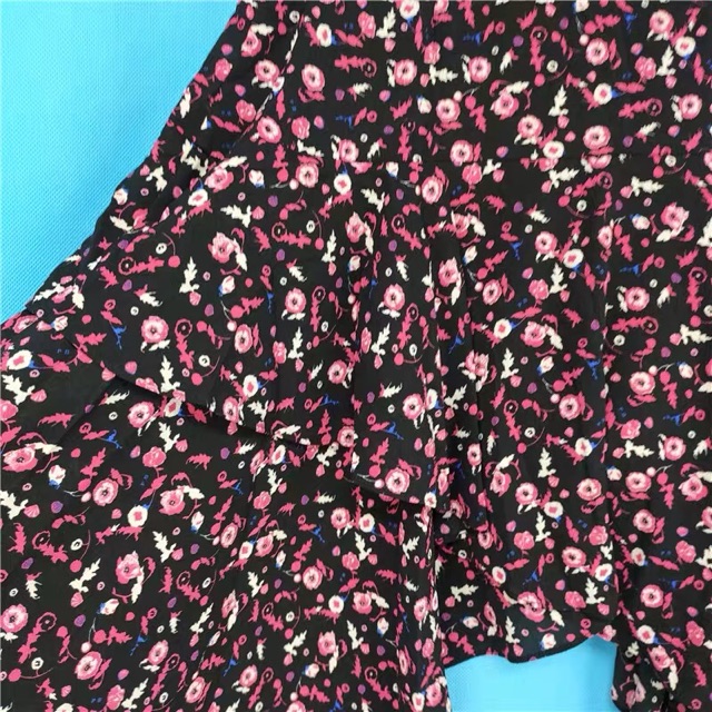 Chân váy hoa Peacebird | BigBuy360 - bigbuy360.vn