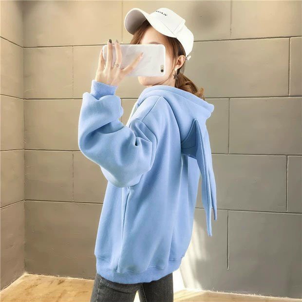 Áo khoác nỉ in hình tai thỏ | BigBuy360 - bigbuy360.vn