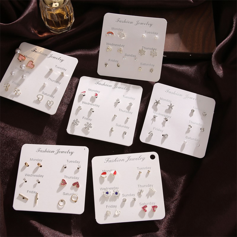 Set khuyên xỏ tai hình mặt trăng/trái tim thời trang cho nữ dùng một tuần