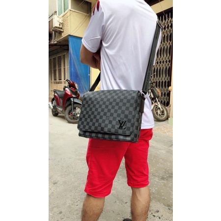 Túi cặp đeo chéo Lv nam district messenger Spsl Fullbox size 26