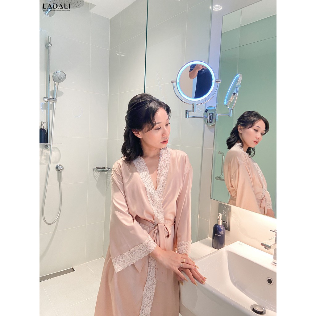 Áo Choàng Ngủ Lụa Satin Cao Cấp Phối Ren Gợi Cảm Màu Da Hàng Thiết Kế Ladali ! ! | BigBuy360 - bigbuy360.vn