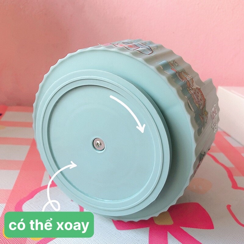 Ống cắm bút 3 ngăn xoay 360 độ dán sẵn stcker cute