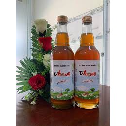 Mật ong hoa nhãn chai 500ml Vhoney