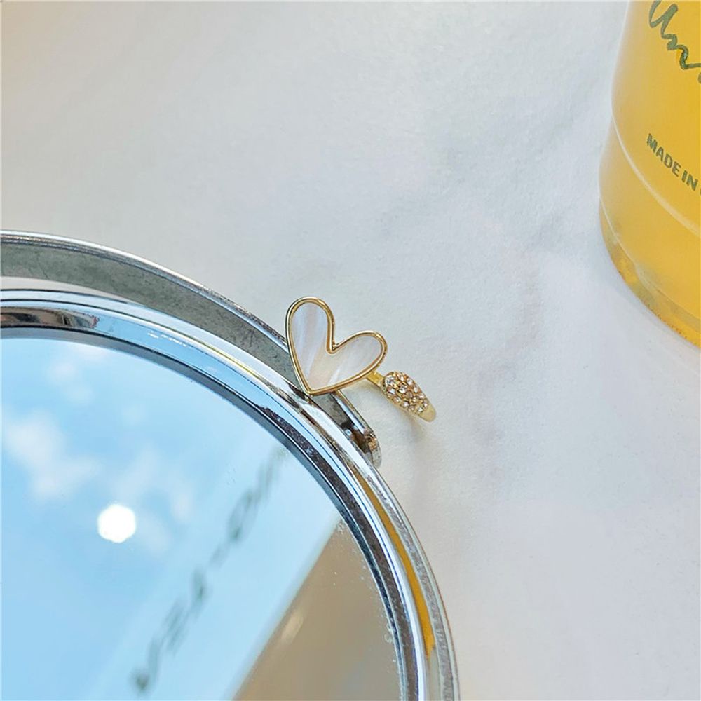 Nhẫn đeo ngón tay hình trái tim nhiều màu sắc thời trang sành điệu cho nữ