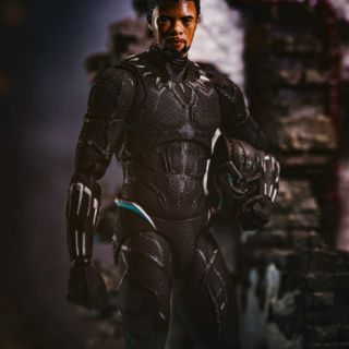 Mô hình Mafex Black Panther