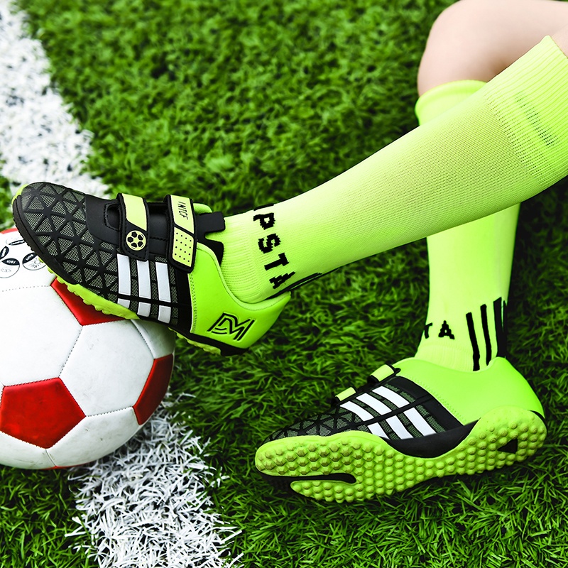 Giày Đá Bóng Cổ Thấp Chống Trượt Thời Trang Cho Nam Và Nữ C7itd