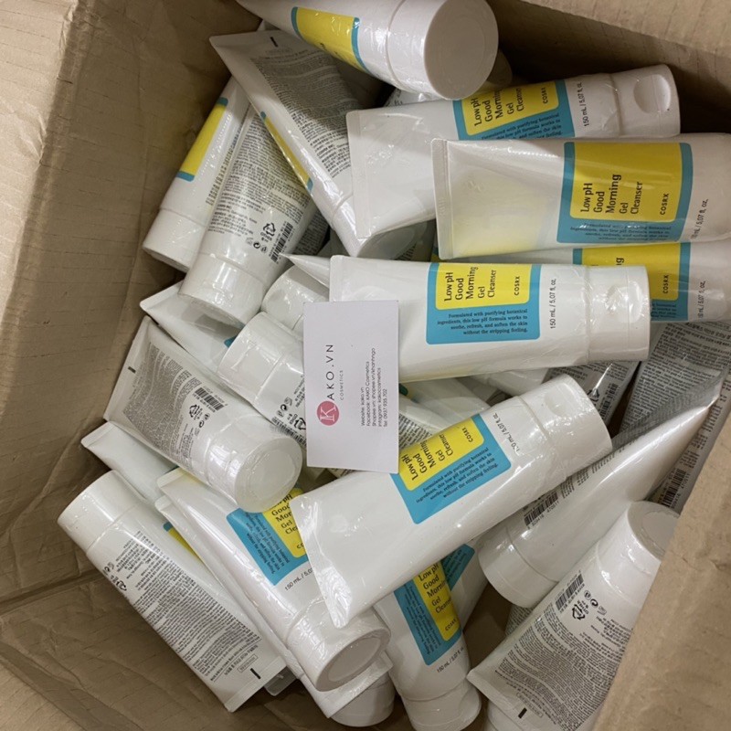 Sữa rửa mặt Cosrx Low Ph Good Morning Gel Cleanser