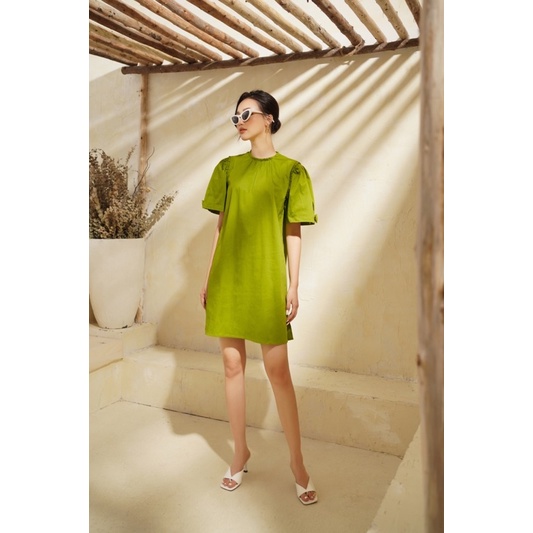 LIIN - Đầm suông phối nhún cổ tay bồng trẻ trung | BigBuy360 - bigbuy360.vn