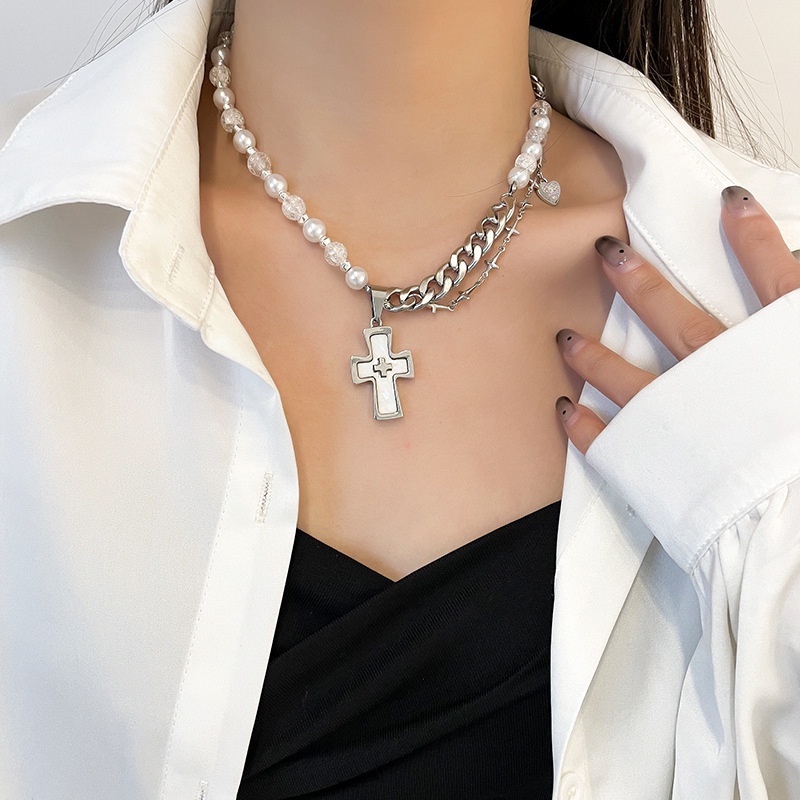 Vòng cổ Ngọc Trai Mặt Chữ Thập Phong Cách hip hop