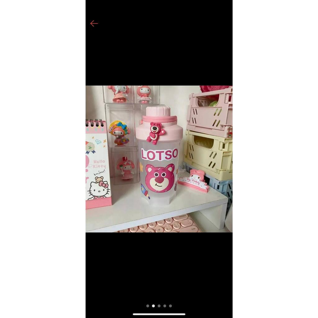 Bình Nước Bình Lắc WHEY 500ML TOY STORY GẤU LOTSO GẤU POOH Kèm Sticker Dán