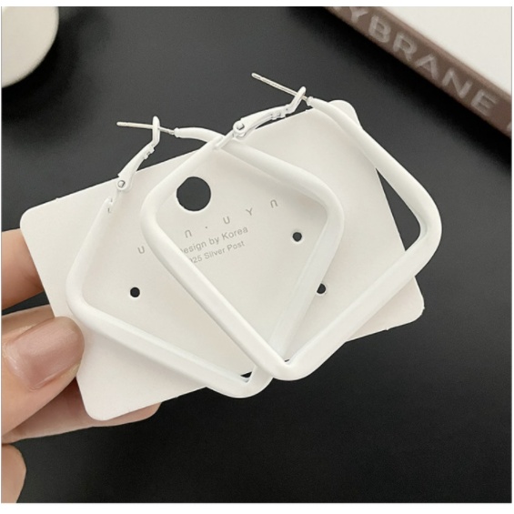 Bông Tai Hình Thoi Đủ Màu Phong Cách Hiện Đại