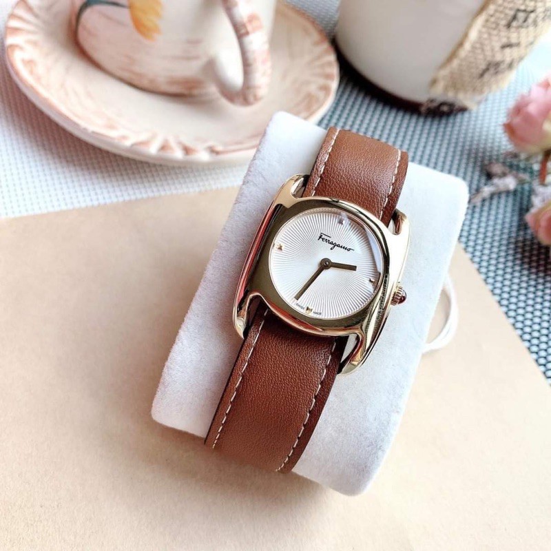 Đồng hồ nữ Ferragamo Vara - Dành cho các ce yêu phong cách sang chảnh, dịu dàng