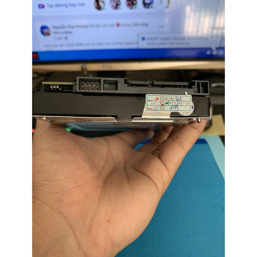 Ổ Cứng HDD WD Blue 1TB 3.5" (WD10EZEX) LIKENEW - Mới dùng 165 Giờ (~7 Ngày) | BigBuy360 - bigbuy360.vn