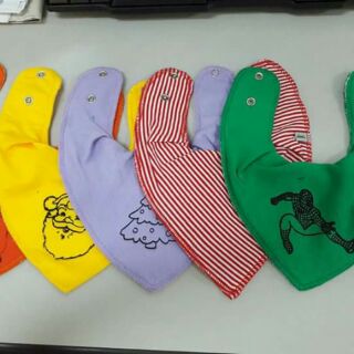12 Yếm pippi cho bé yêu