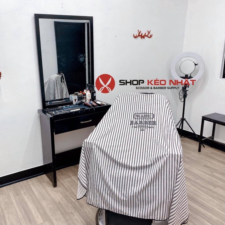 Áo choàng Wahl Barber Cape sọc trắng đen