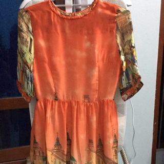 Đầm dạo phố