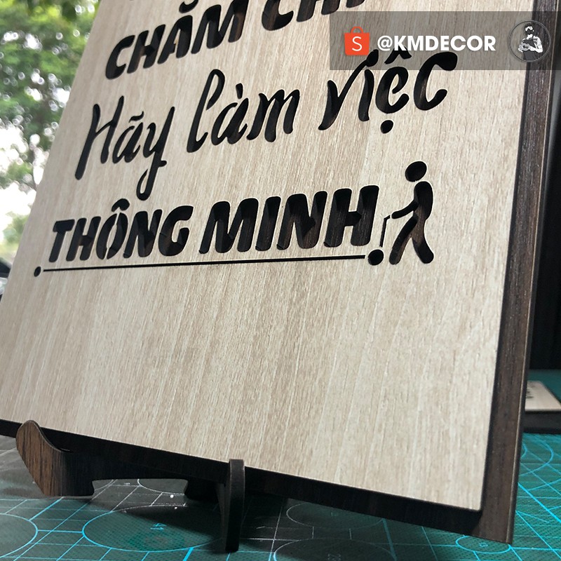 Mẫu tranh &quot;đừng làm việc chăm chỉ hãy làm việc thông minh&quot; - Tranh tạo động lực treo tường trang trí văn phòng