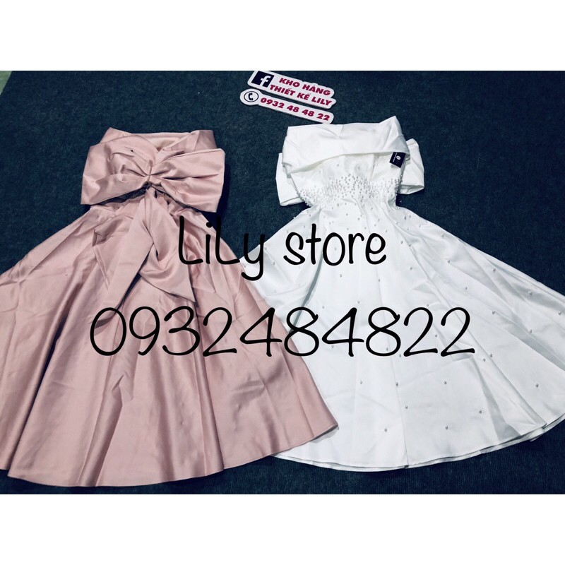 ĐẦM XOÈ TRỄ VAI NƠ TO SAU LƯNG ( ẢNH VÀ VIDEO THẬT 1000% )