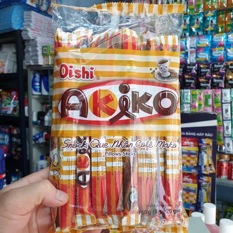 Snack Que Nhân sữa/cà phê Oishi Akiko gói 160g