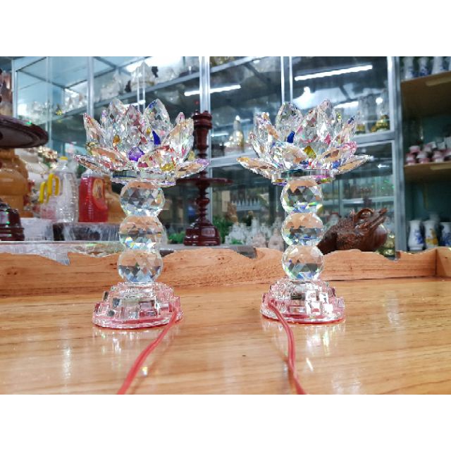 Cặp đèn thờ đá pha lê tự động đổi màu cao 15 cm