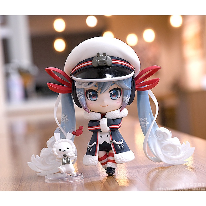 Mô hình Nhật Bản chính hãng 1800 Hatsune Miku - Rabbit Yukine