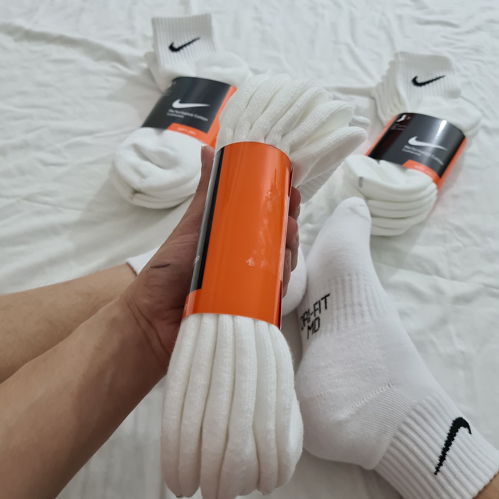 Combo 4 đôi tất Thể thao Nike trung cổ Drifit