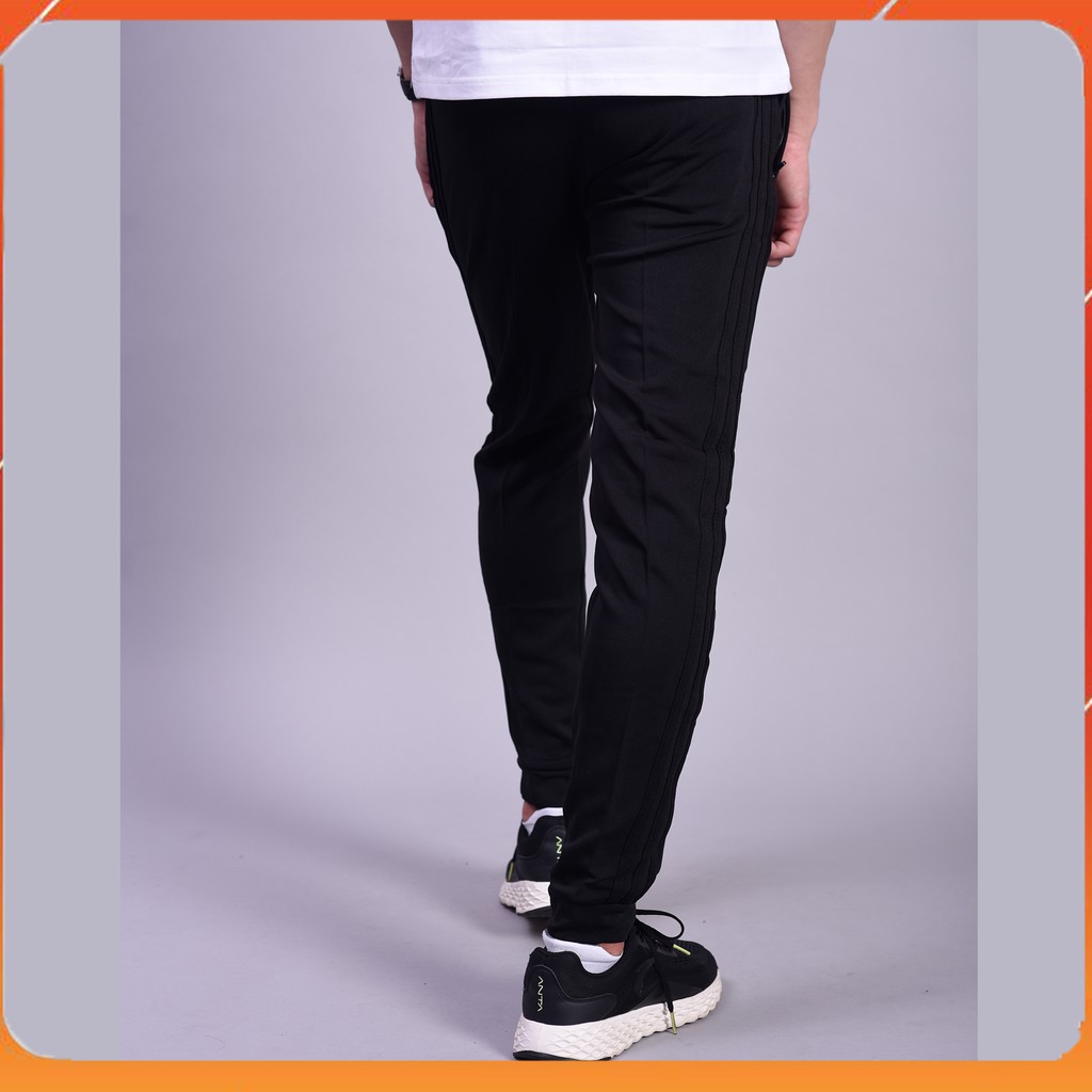 Quần Jogger Nam 3 Sọc Đen Logo Thêu, Ống Bo Phong Cách Thể Thao DA114