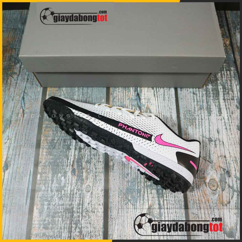 Giày đá banh Phantom GT Academy TF trắng đen | Giá rẻ, ôm chân, da mềm, trọng lượng nhẹ