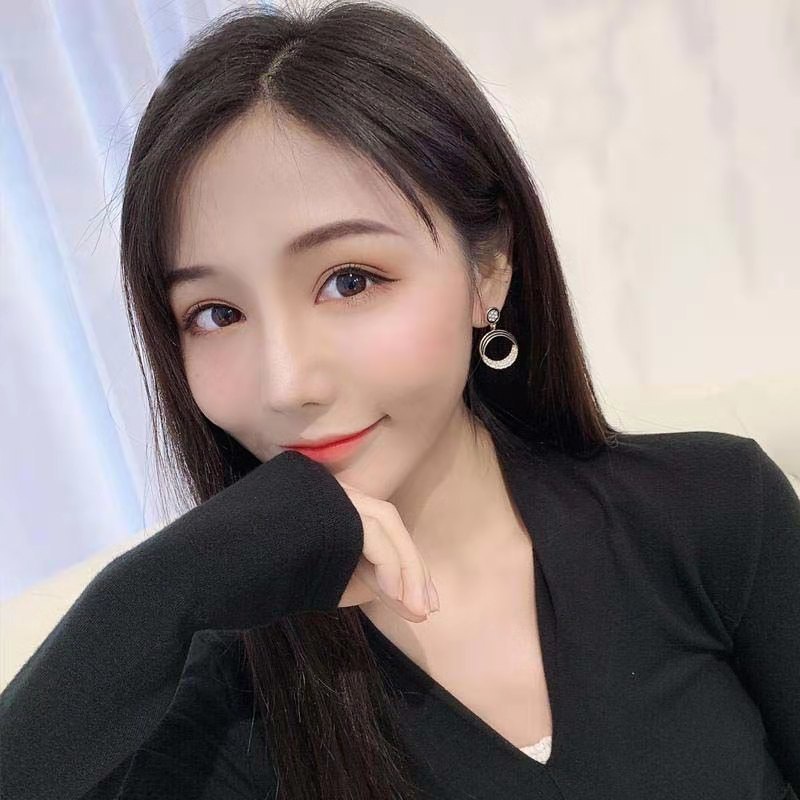 Bông tai khoen tròn đen đính đá, khuyên tai kiểu nữ Filibra - BT013