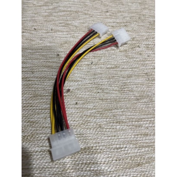 Cáp chia nguồn ata ide ra làm hai cổng cấp nguồn vi tính