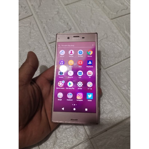 Điện thoại sony xperia xz không lỗi lẫm màn hoi bị tí tẹo phản quang vẫn ngon không ảnh hưởng