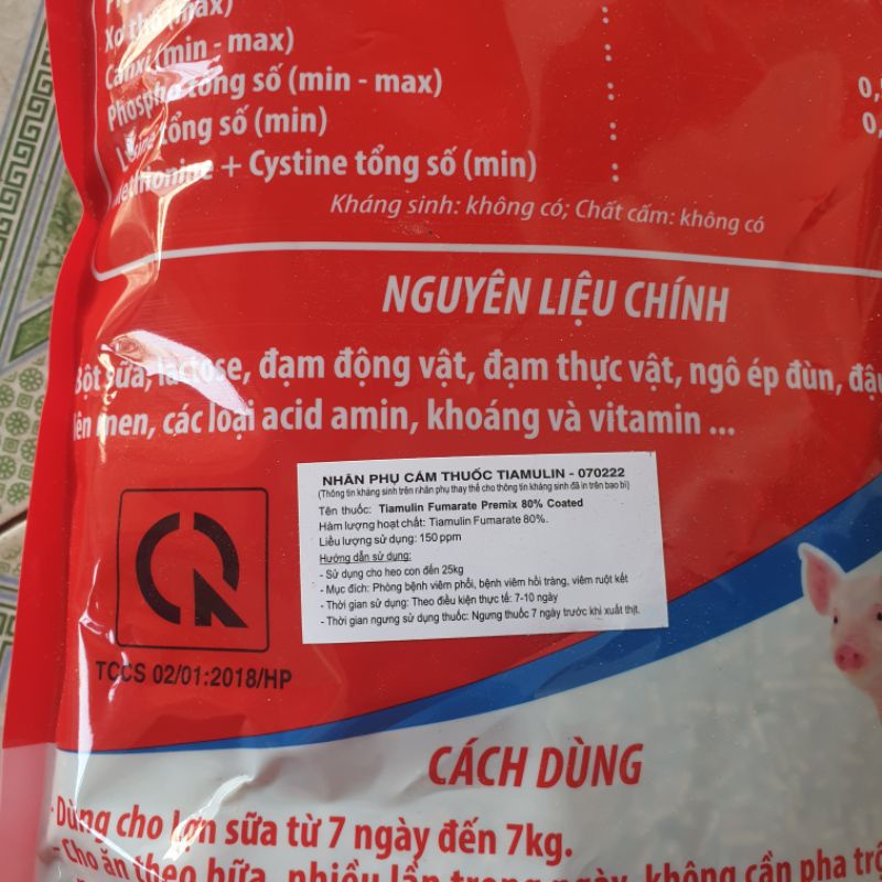 Cám sữa tập ăn cho chó con,thỏ con, nhím con,heo con dúi con mồi câu thơm béo loại 2kg 1 gói