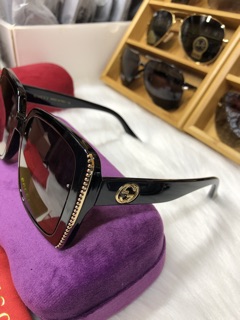 Kính Gucci
