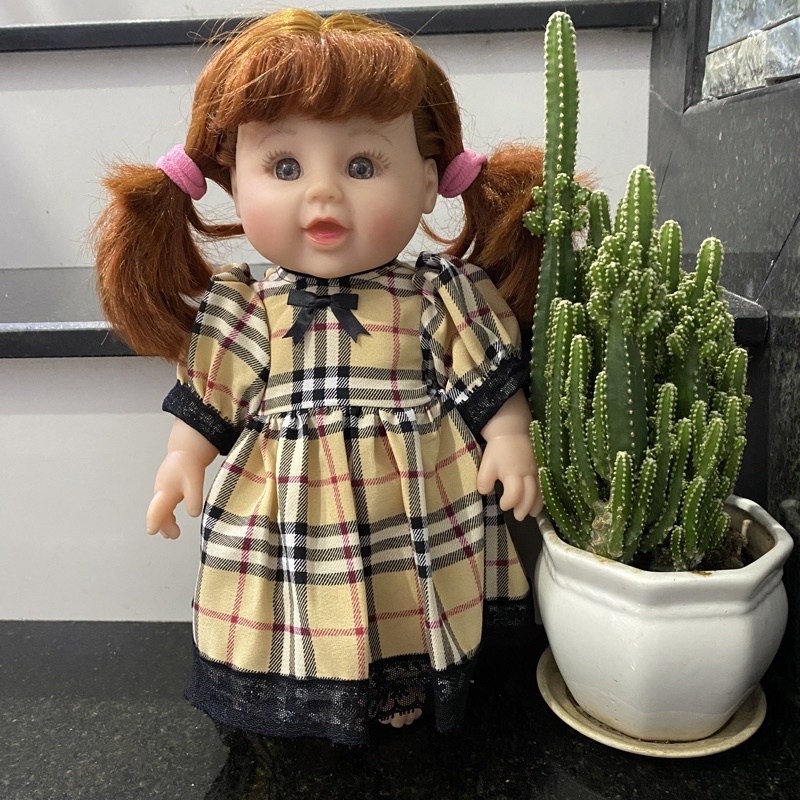 Đầm dành cho búp bê Baby Alive THÍCH ĂN  MÌ  và bé 12 INCH =cao 30cm.