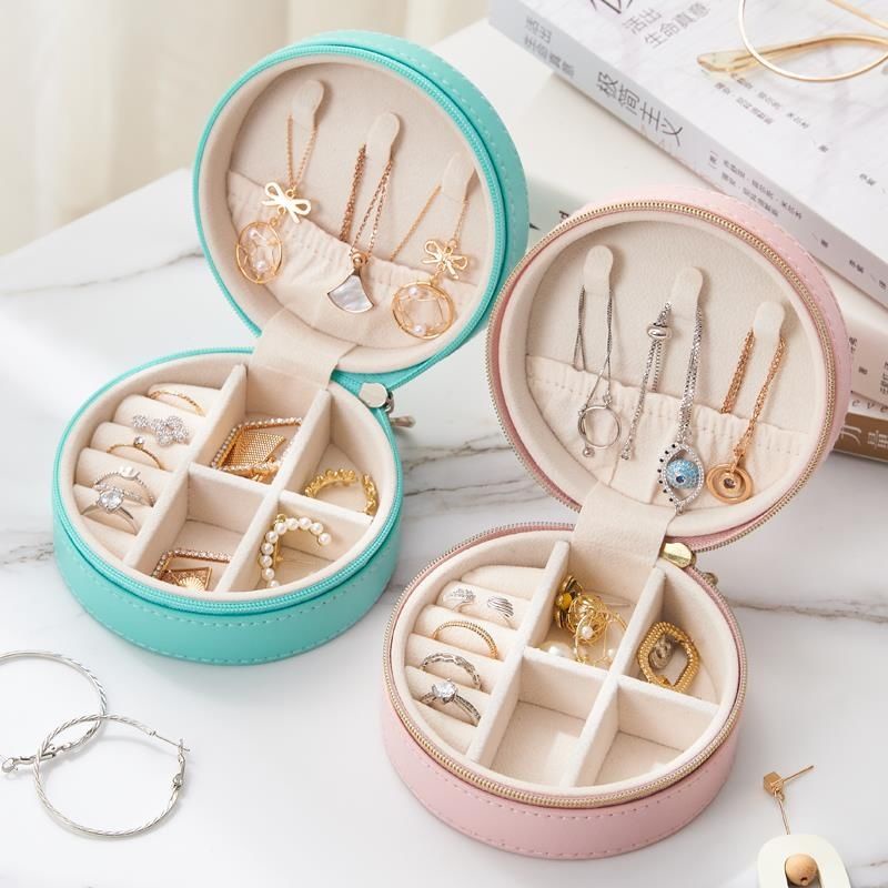 Hộp Đựng Trang Sức Bằng Da Có Thể Mang Đi Tiện Dụng Và Bền