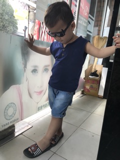 Kính mắt cho trẻ em kính cho bé