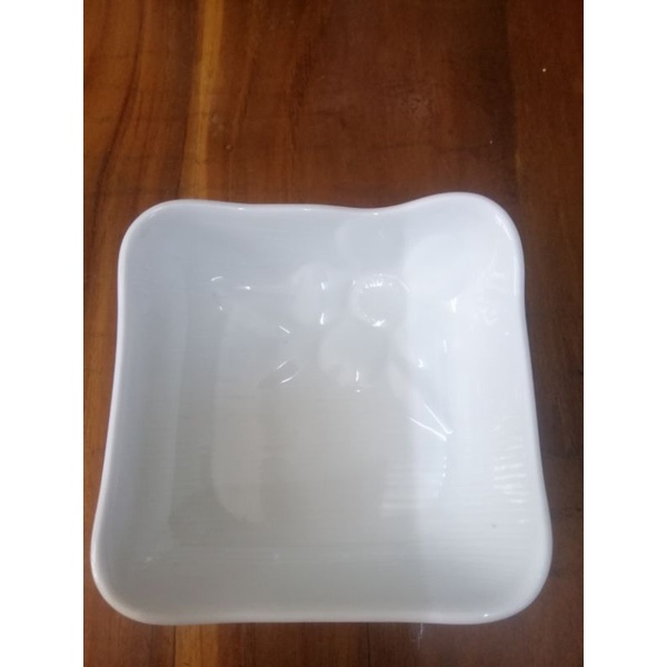 Dĩa sứ Nhật mẫu đẹp.