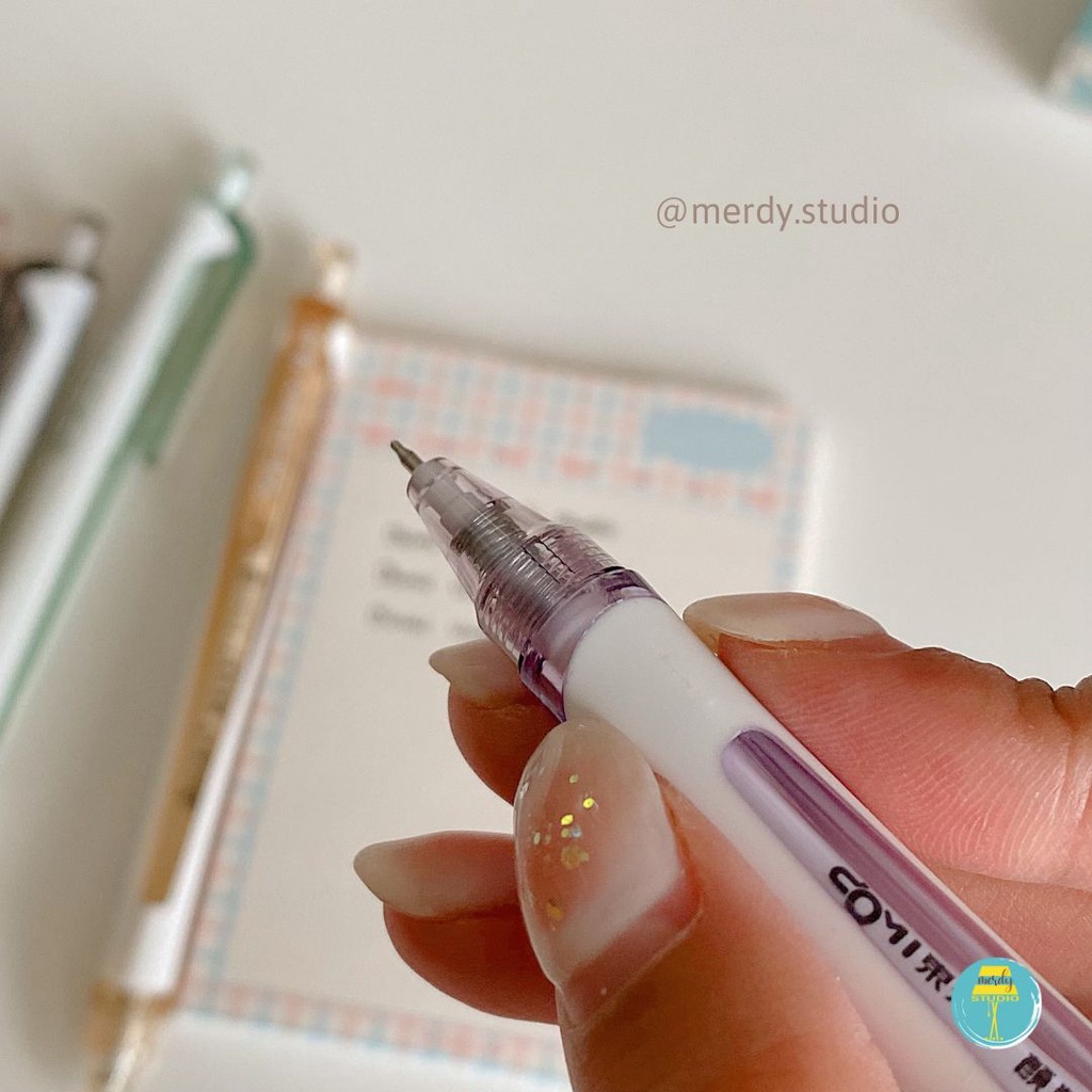Bút bấm DOMI Victory vỏ pastel mực đen, ngòi 0.5mm