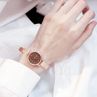 Đồng hồ nữ mặt tròn nhỏ DH512 shop Ny Trần chuyên đồng hồ dây kim loại