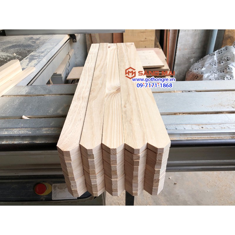 [MS06] Thanh gỗ thông làm hàng rào trang trí dài 60cm x 4,5cm x 1,2cm + láng mịn 4 mặt