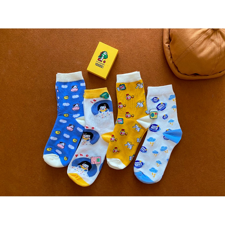 Tất hoạ tiết bò sữa - thiên thần - UFO - người tuyết phối đồ cực vintage (ẢNH THẬT SHOP TỰ CHỤP)