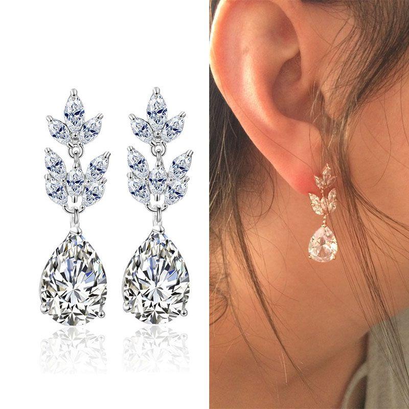 Khuyên Tai Dáng Dài Đính Đá Phong Cách Giáng Sinh Cho Nữ