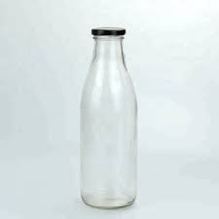 Chai Sữa 1 lít nắp đen (hoặc vàng) thủy tinh đẹp