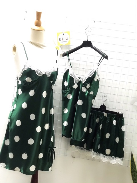 Bộ Đồ Ngủ 2 Dây Phi Lụa Chấm Bi