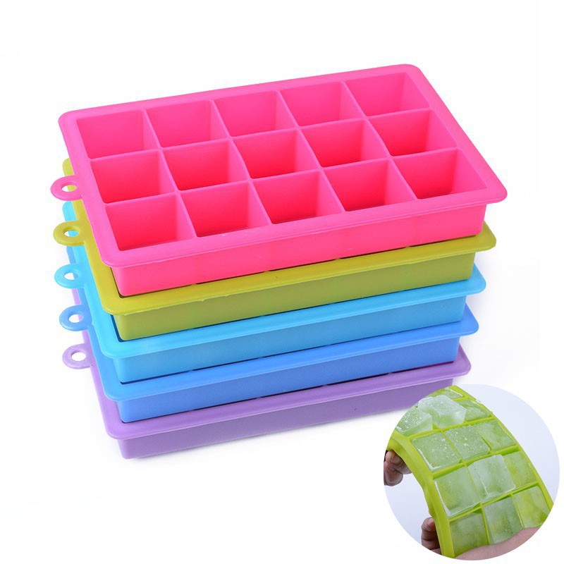 Khay làm đá bi vuông bằng silicon tiện lợi
