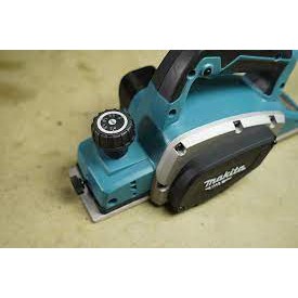 Máy bào gỗ Makita M1901B / 580W - Đường bào 82mm, sâu 1mm - Bảo hành chính hãng tại các đại lý Makita trên toàn quốc