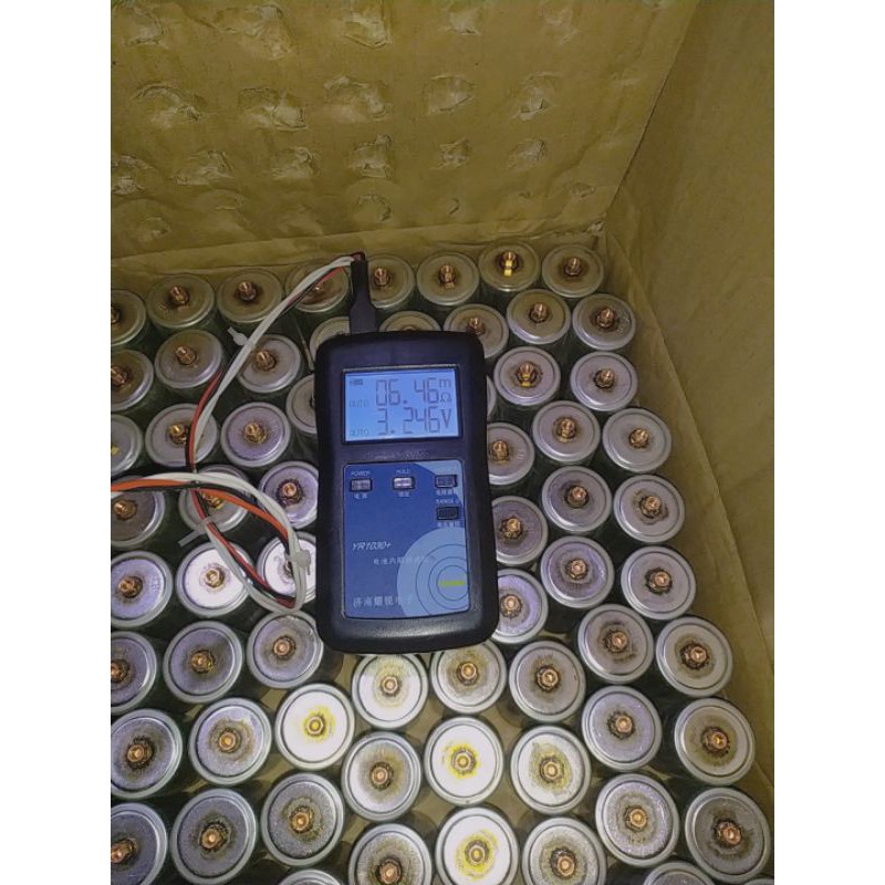 Combo 4 viên Pin Lithium 32650 6000mAH mới 100% tặng kèm ốc vít , khung nhựa