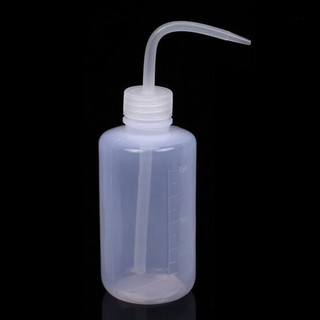 Bình Đựng Nước Có Vòi Dài Dễ Sử Dụng