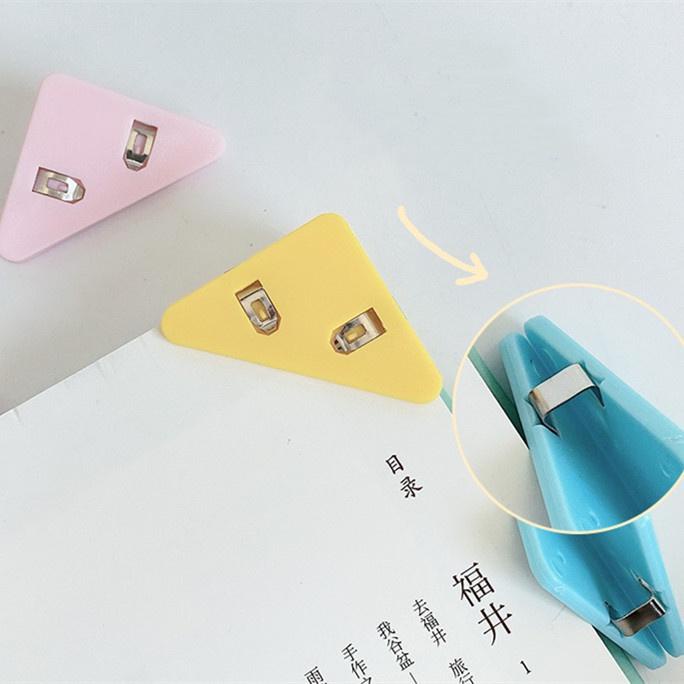 PVN49185 Kẹp Giữ Sách Hình Tam Giác Bằng Nhựa Màu Sắc Đơn Giản Giá Rẻ